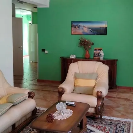 Apartmán Tahiri 2 *