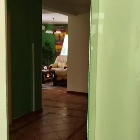 Tahiri 2