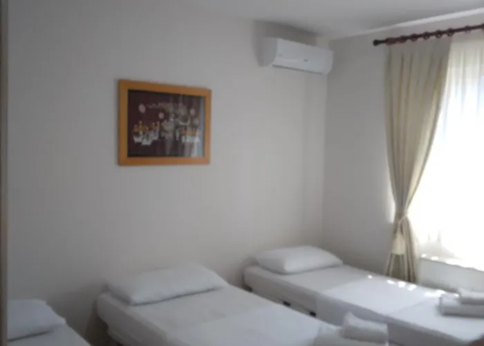 Tahiri 2 Lägenhet Golem (Tirana)